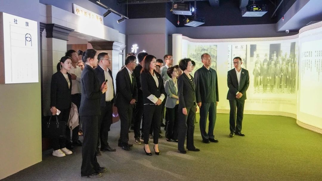 社史馆开馆